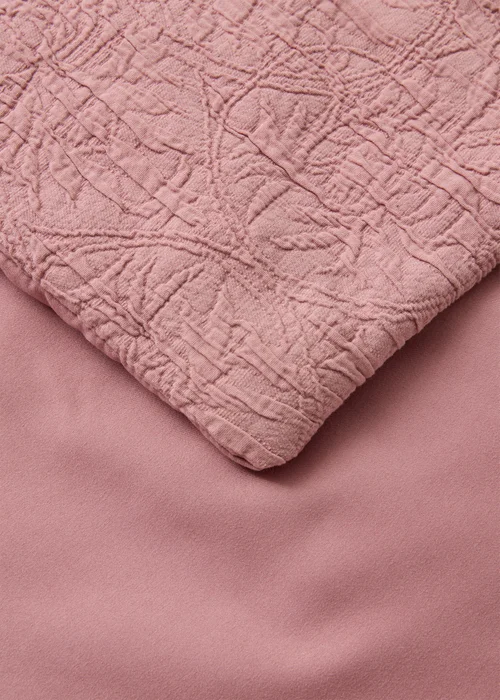 Pink Textured Bedspread Image 2