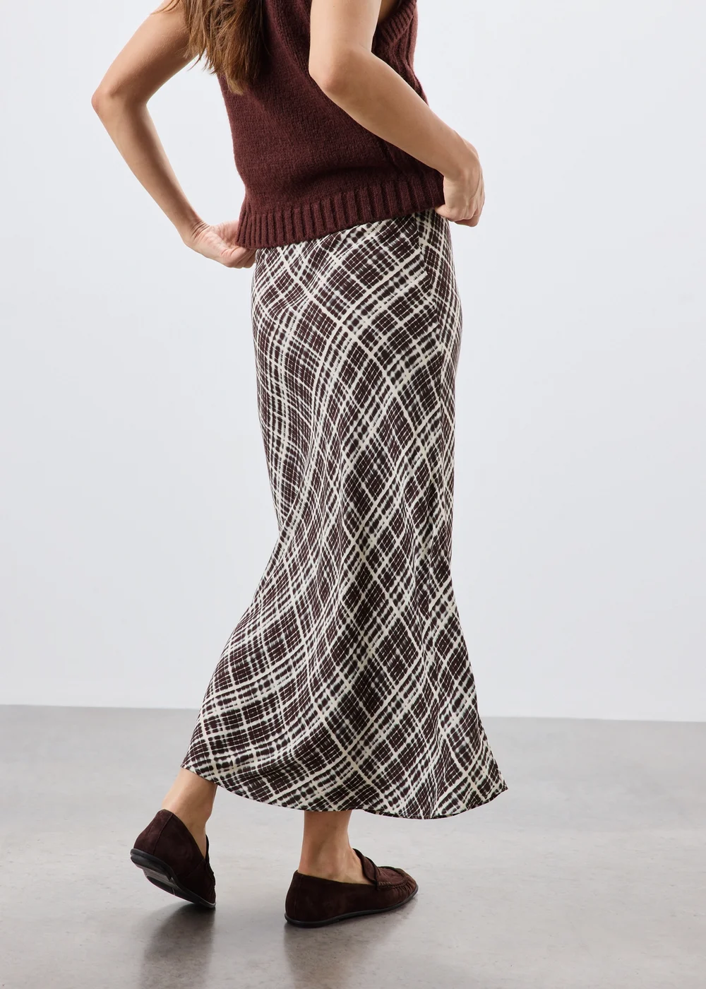 Black Check Co Ord Midaxi Skirt - 8 Image 2
