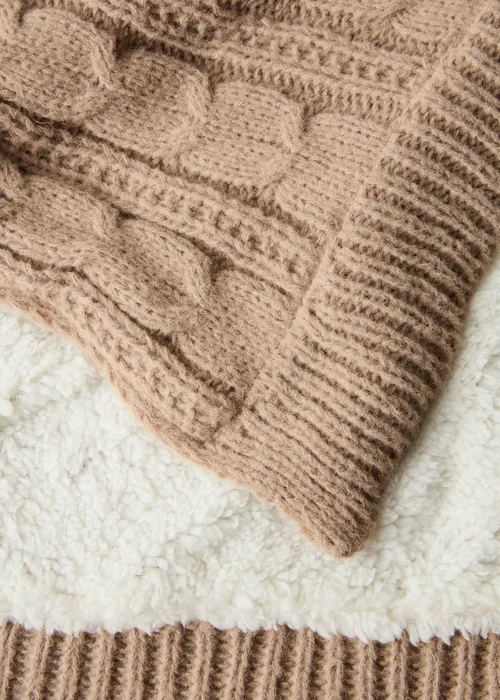 Beige Knitted Throw Image 2