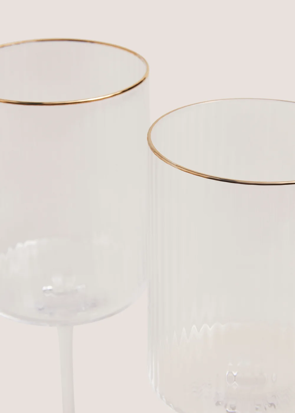 Gold Rimmed Wine Glass Image 2