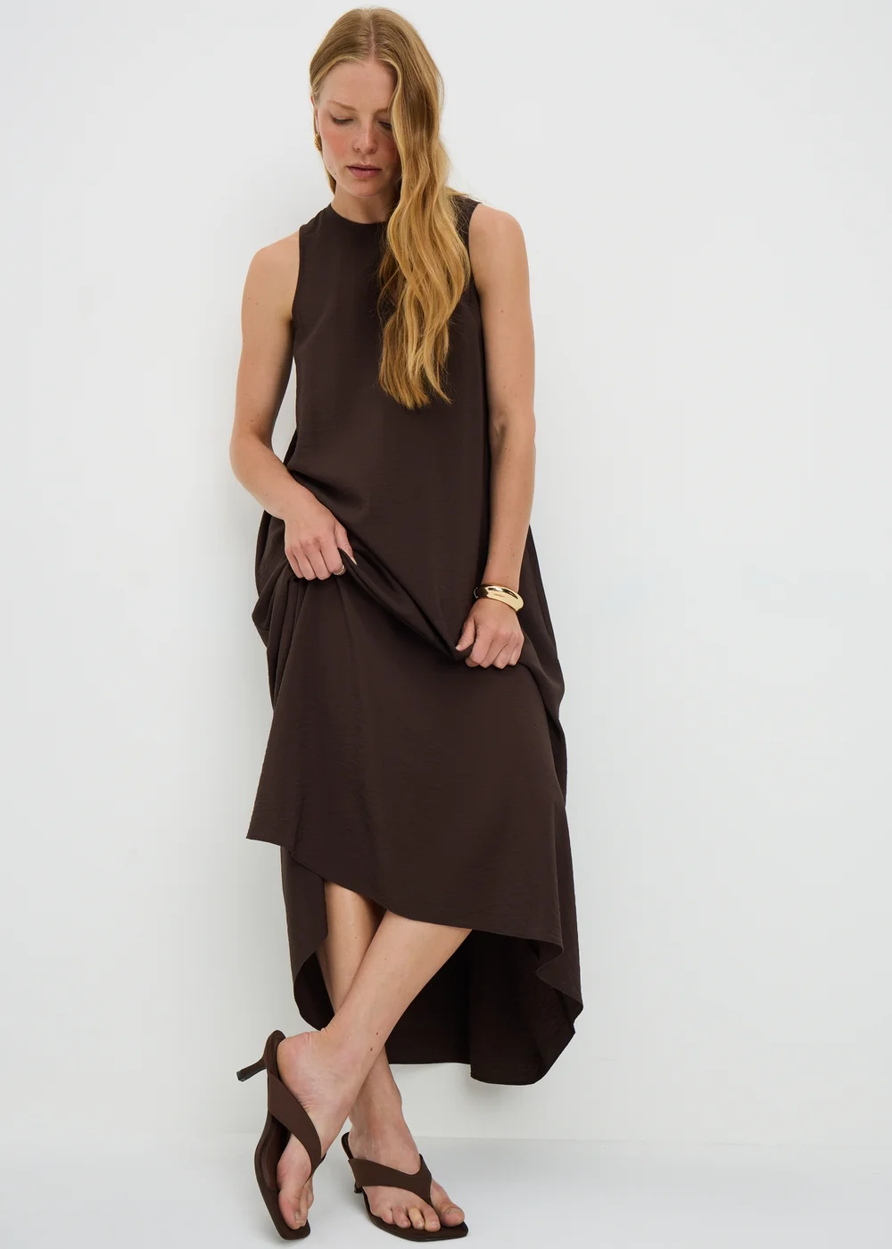 Chocolate Brown Comfort Toe Post Kitten Heels - 3 Image 1