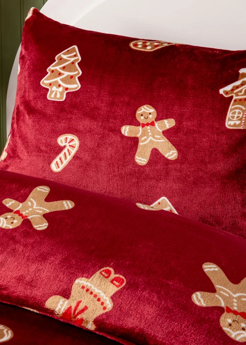 Red Gingerbread Fleece Duvet Set - Single Image 2
