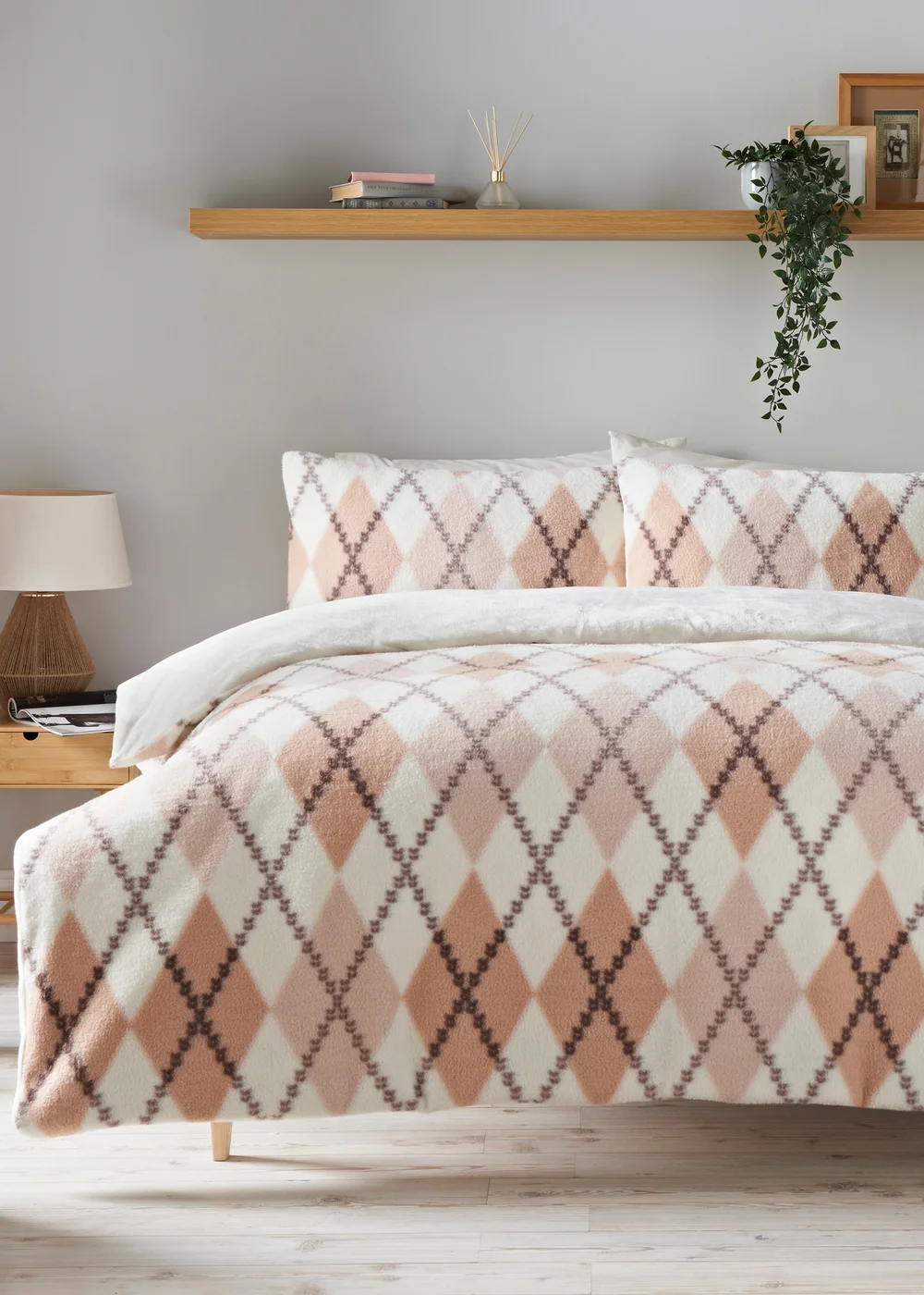 Pink Argyle Fleece Duvet Set - Single Image 1