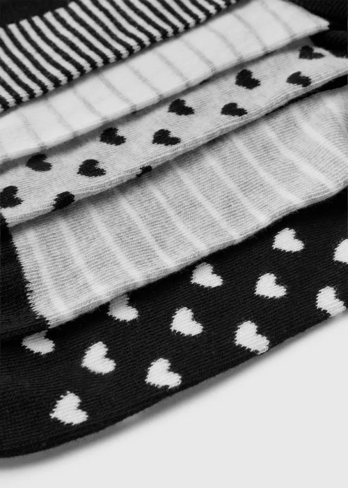 5 Pack Black Heart Ankle Socks - One Size Image 2