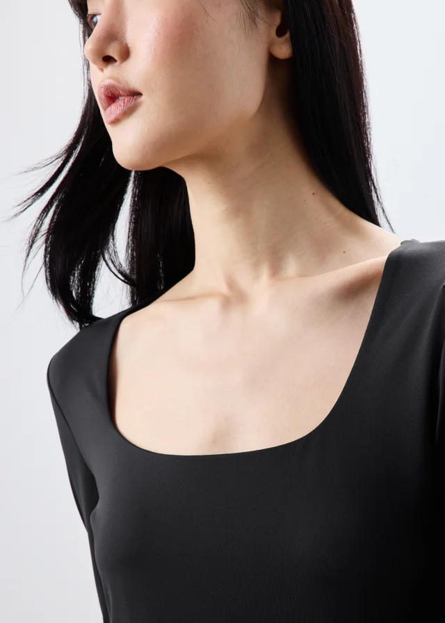 Black Low Neck Top