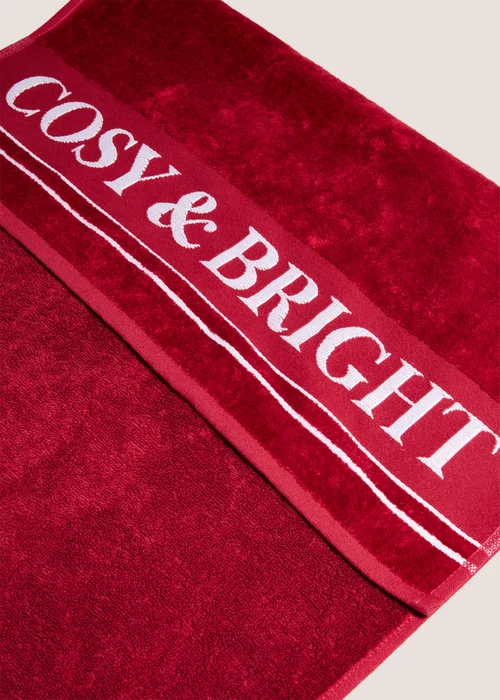 2 Pack Red 'Cosy & Bright' Slogan Towels - Hand Towel Image 2