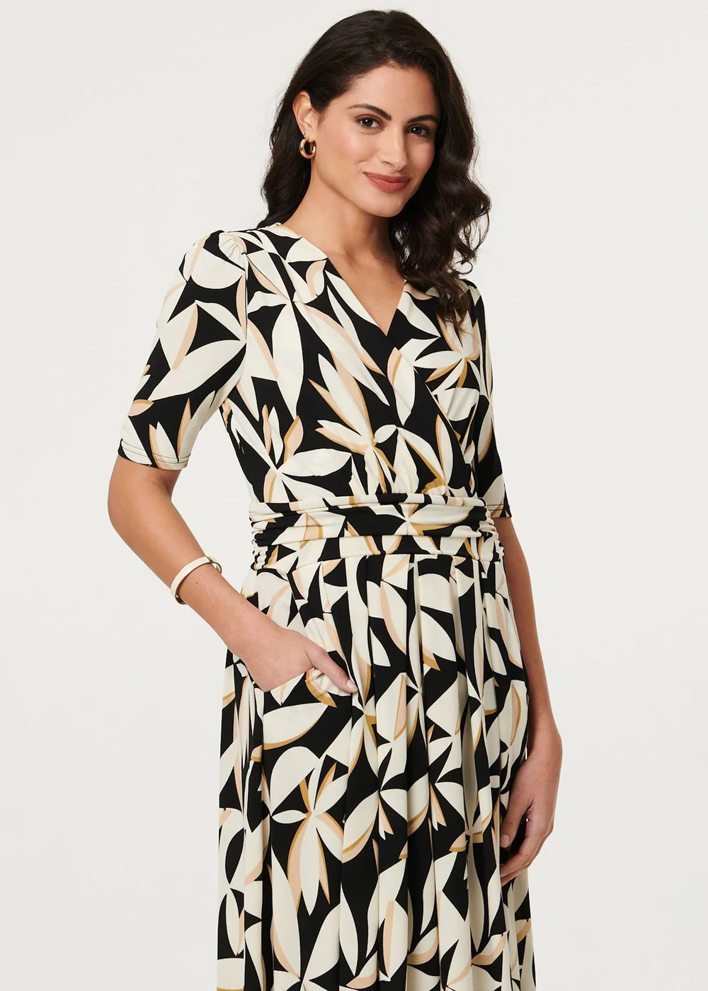 Izabel London Multi Black Leaf Print 1/2 Sleeve Wrap Midi Dress - 8 Image 1