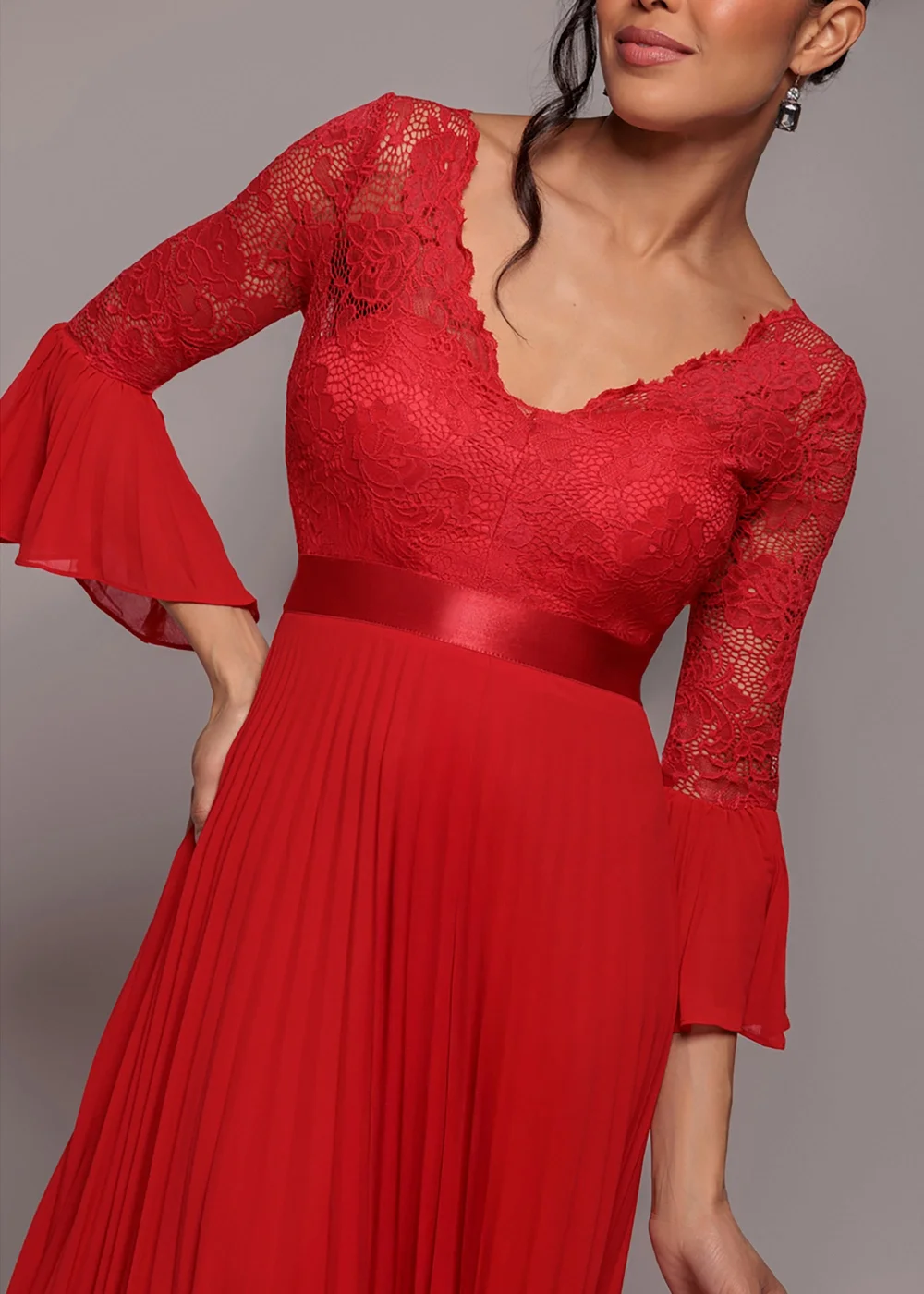 Goddiva Red Scalloped Lace Bodice Pleated Chiffon A Line Maxi Dress - 14 Image 3