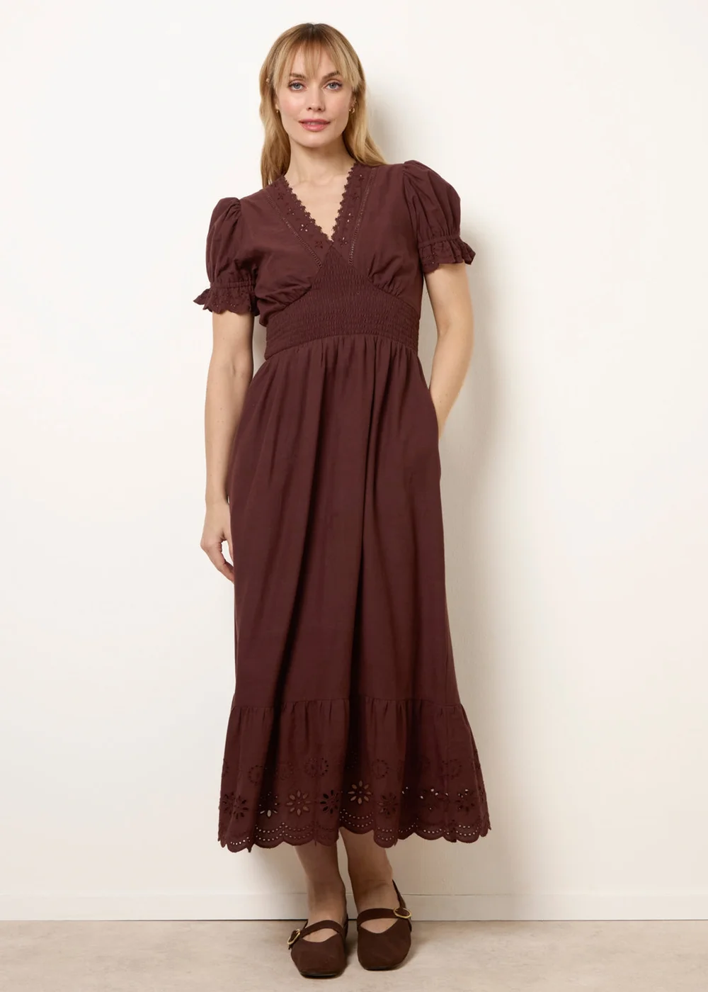 Blue Vanilla Brown Embroidery Detail V-Neck Maxi Dress - L Image 3