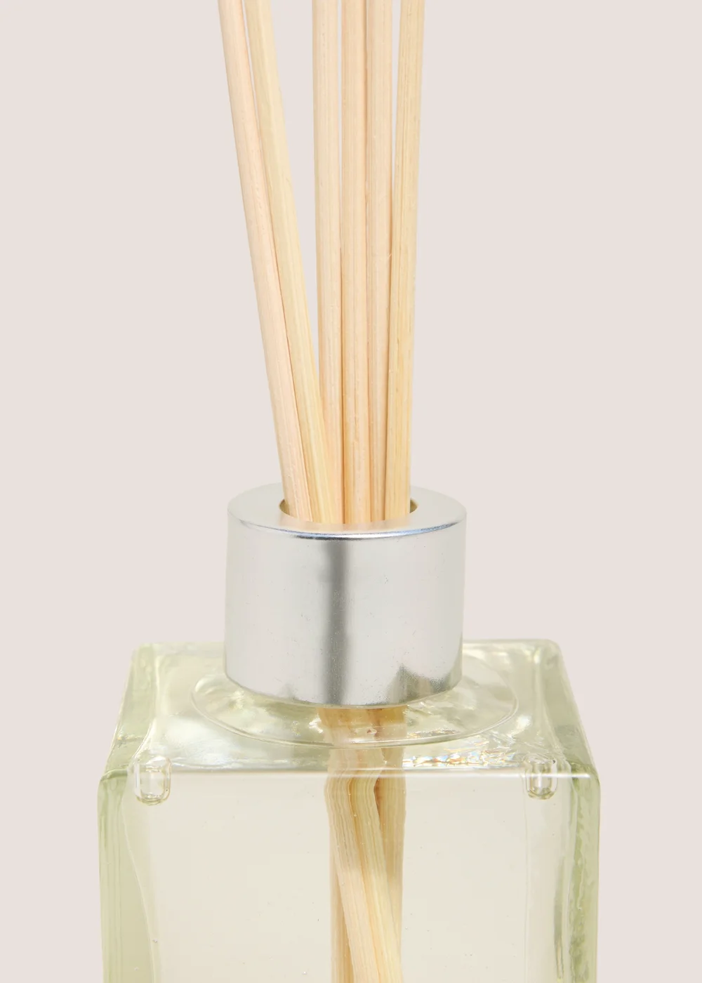 Pistachio 90ml Fragrance Diffuser Image 2