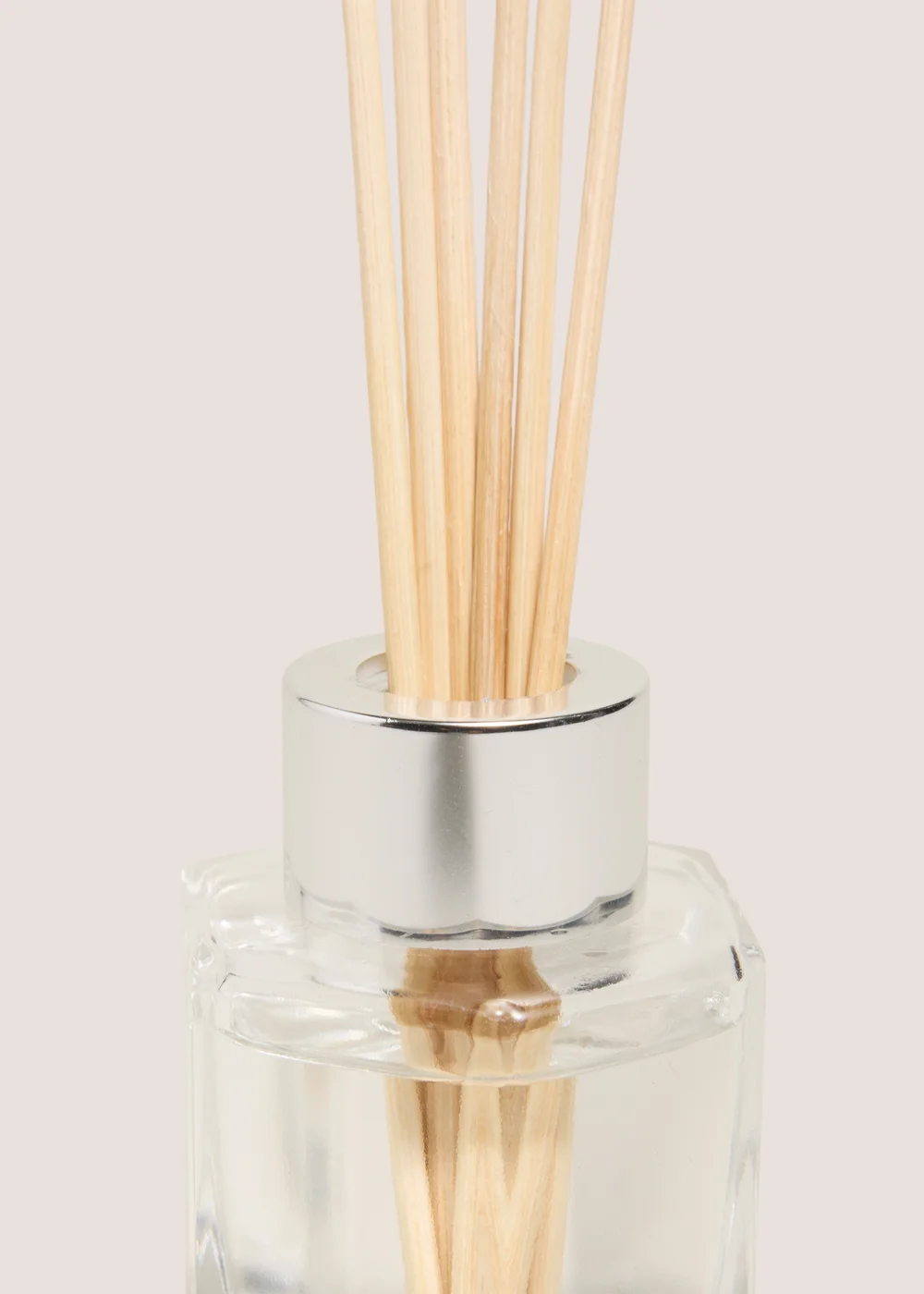 Pistachio 40ml Fragrance Diffuser Image 2