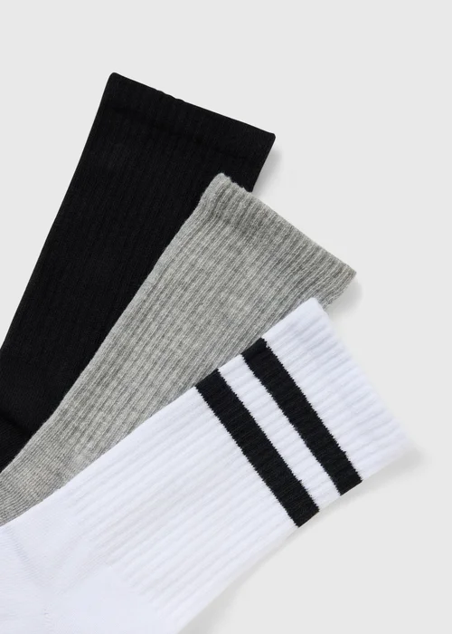 3 Pack Black Ankle Socks - One Size Image 2