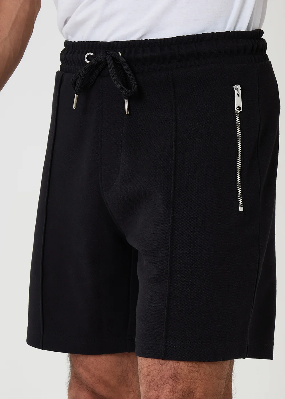 Threadbare Black Pique Pleated Sweat Shorts - 2XL Image 4