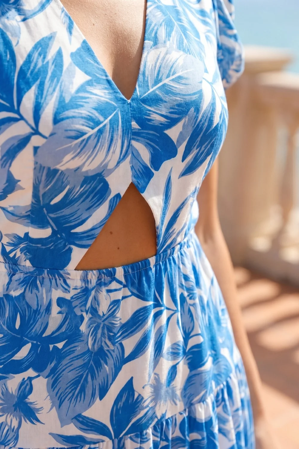 Style Cheat Blue Floral Zoe Tiered Cutout Maxi Dress - 8 Image 2