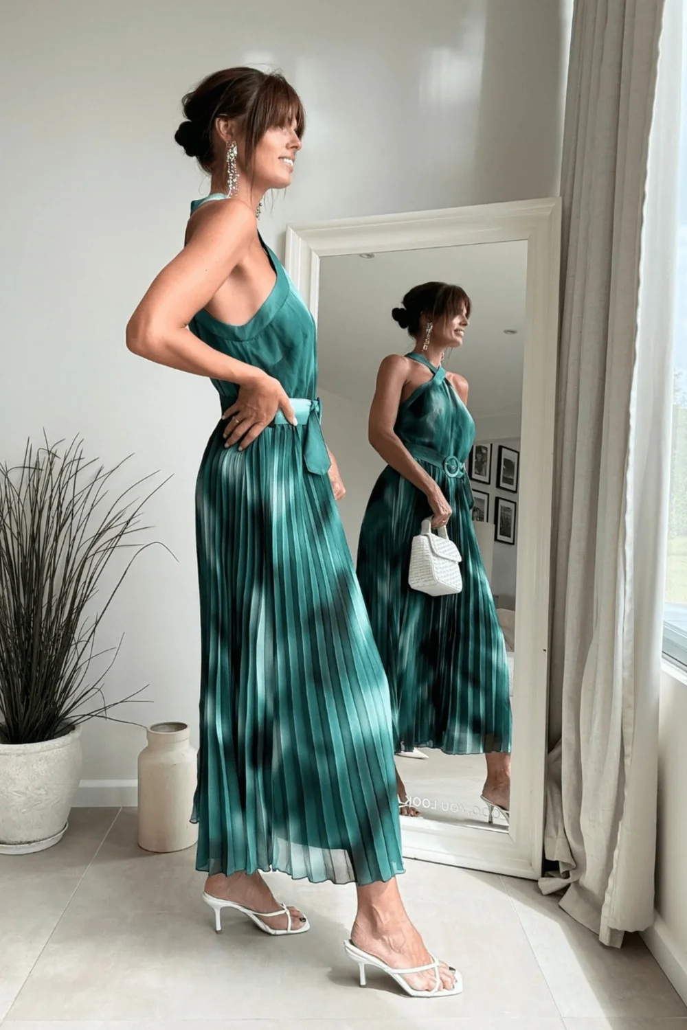 Style Cheat Green Floral Print Paige Halter Pleated Belted Dress - 8 Image 3