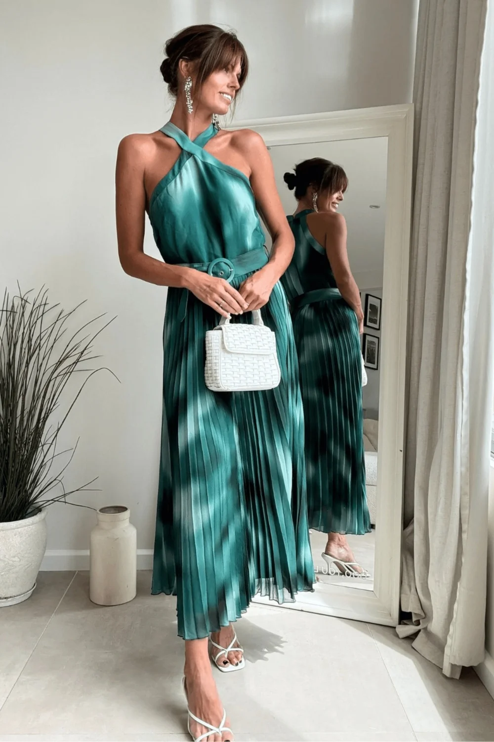 Style Cheat Green Floral Print Paige Halter Pleated Belted Dress - 8 Image 5