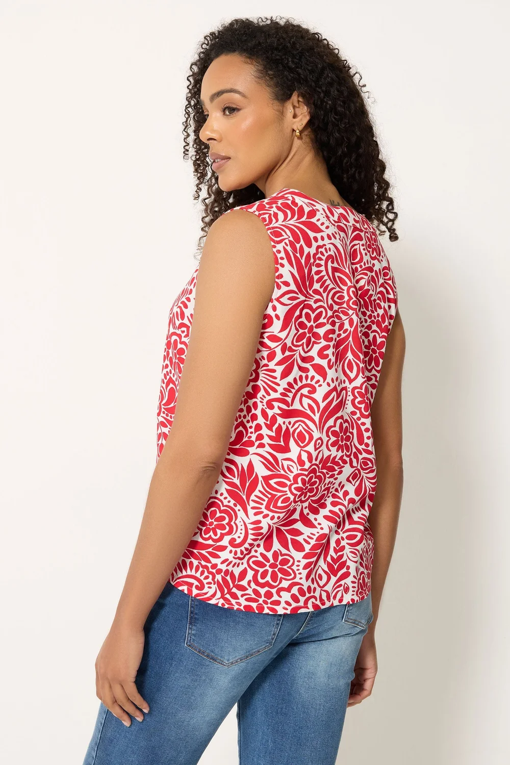 M&Co Red & White Abstract Floral Print Sleeveless Blouse - 10 Image 4