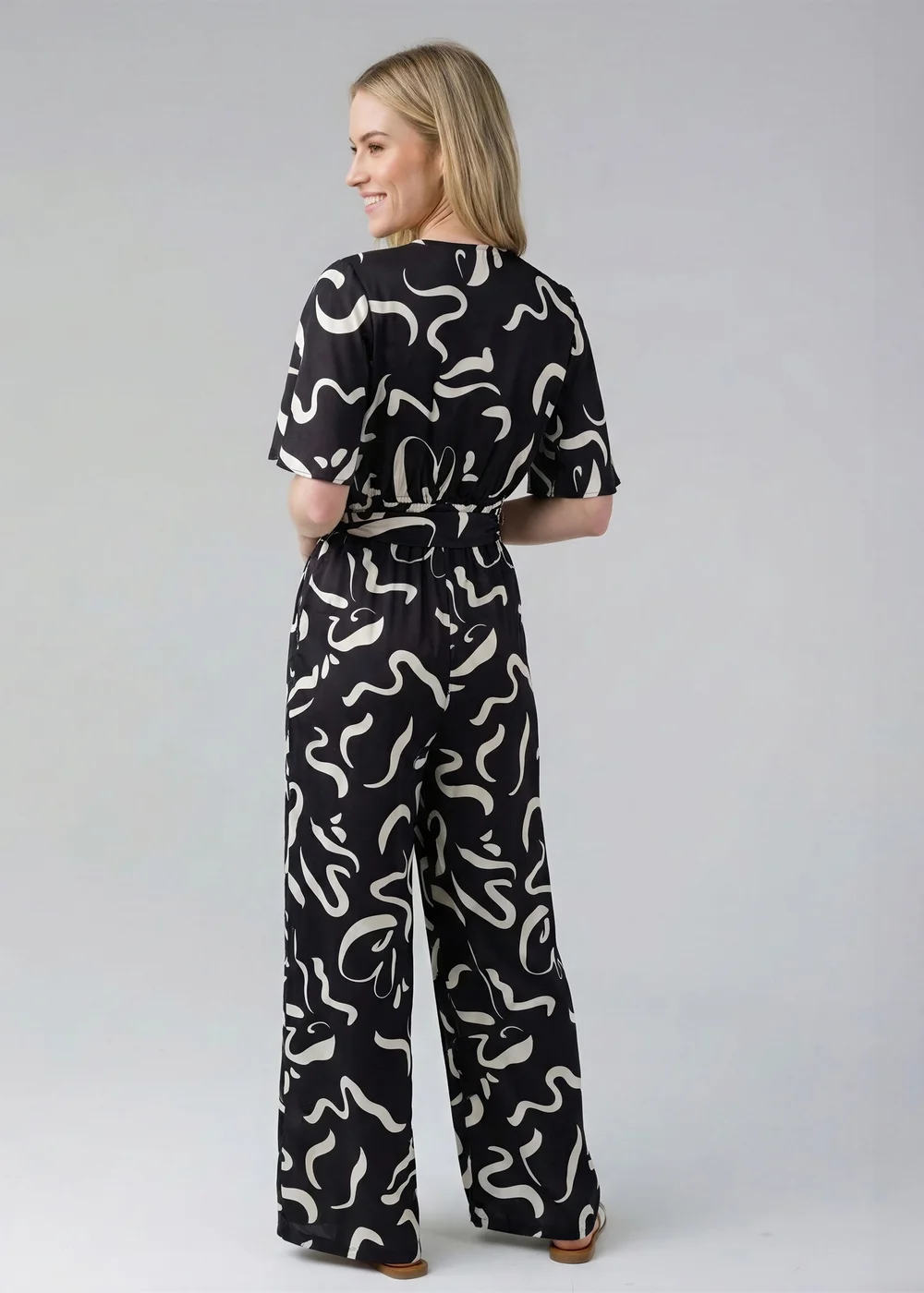 Wednesday’s Girl Black Smudge Print V-Neck Button Tie Fastening Wide-Leg Jumpsuit - 8 Image 2