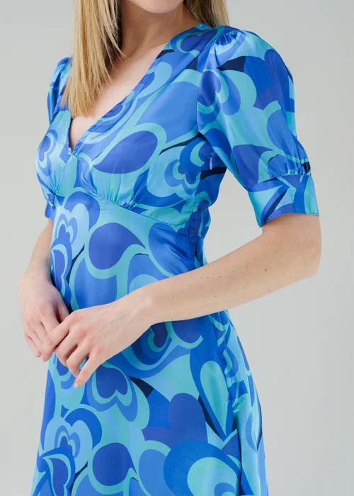 Influence Blue Short Sleeve Plunge Neck Printed Tea Dress - 14 Image 3
