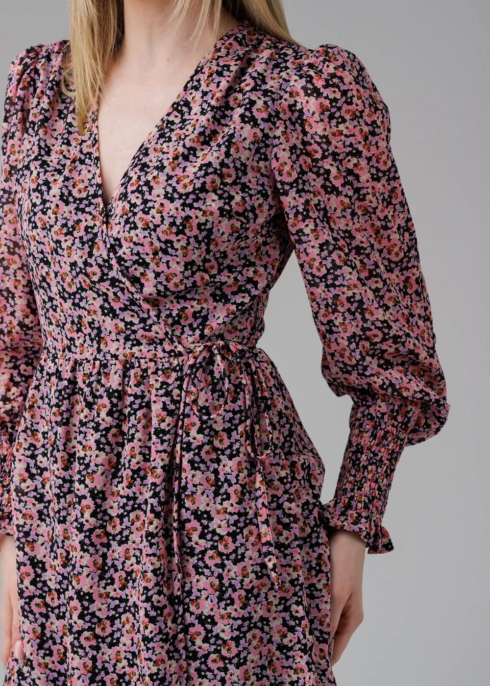 Influence Black Long Puff Sleeve Midi Wrap Dress - 14 Image 3