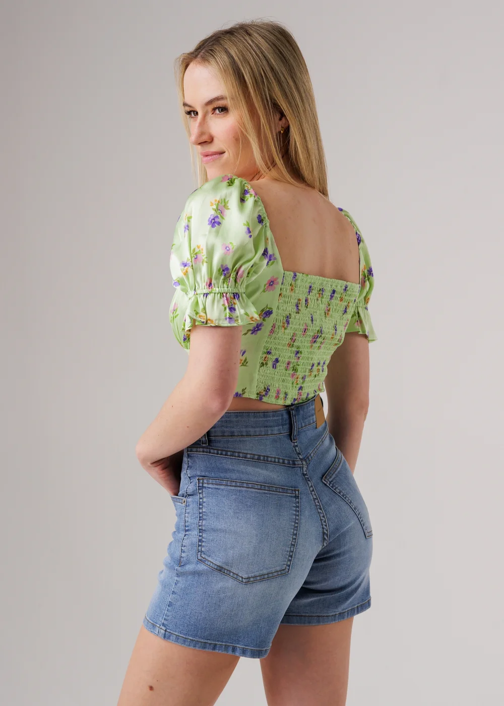 Influence Green Short Sleeve Shirred Square Neck Cropped Top - 14 Image 2