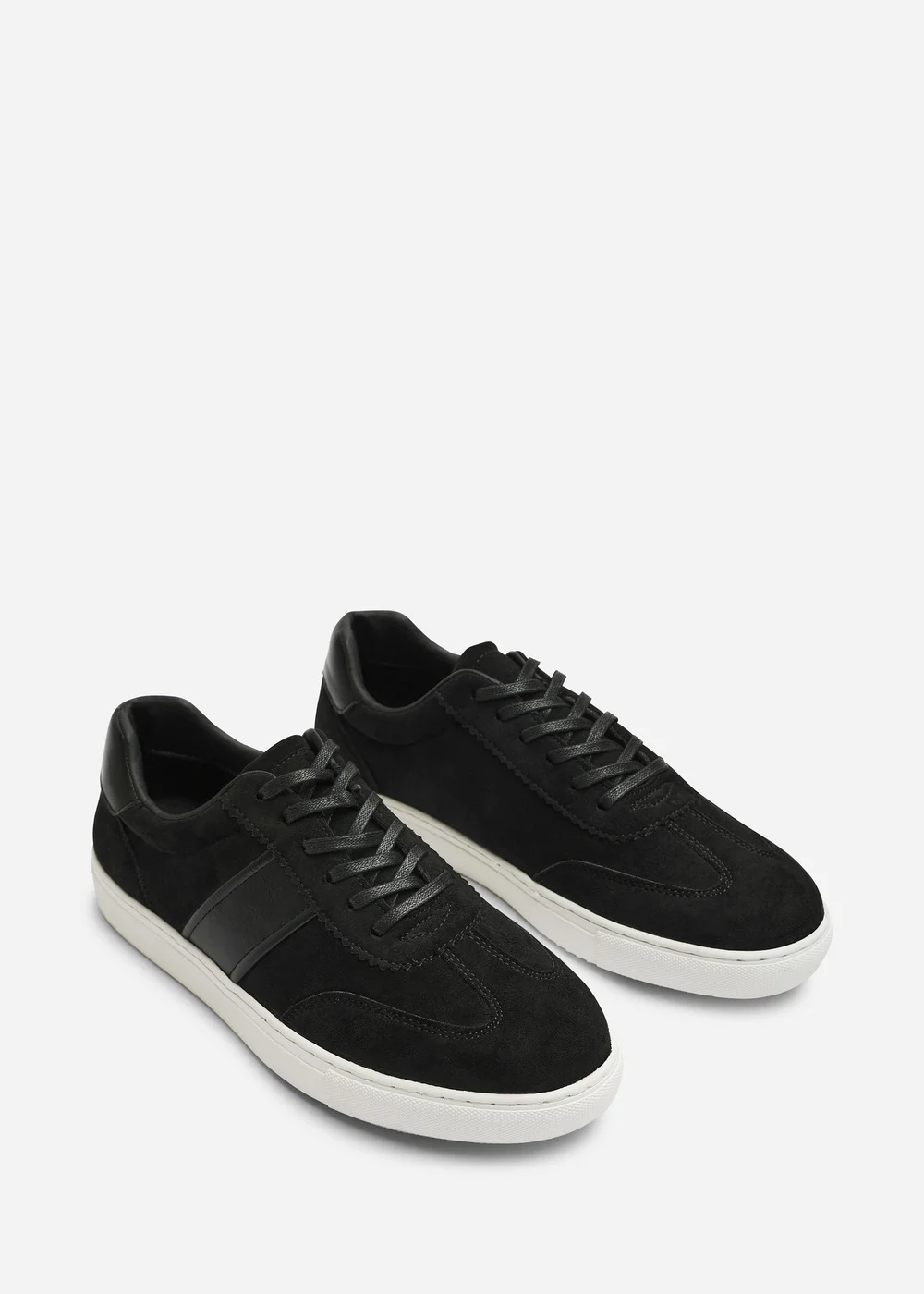 Where's That From Clark Black Low Cut Lace Up Trainers - 7 Image 4