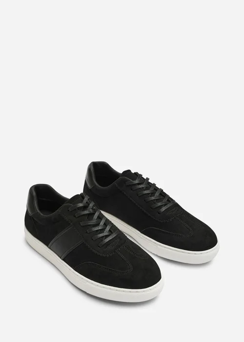 Where's That From Clark Black Low Cut Lace Up Trainers - 7 Image 4