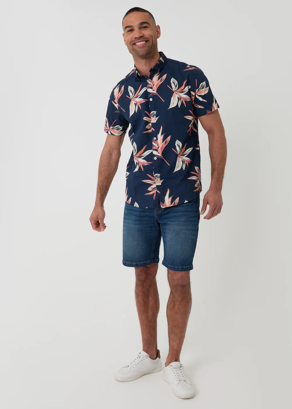 Threadbare Navy Tropical Leaf Print Cotton Short Sleeve Shirt - S Image 3