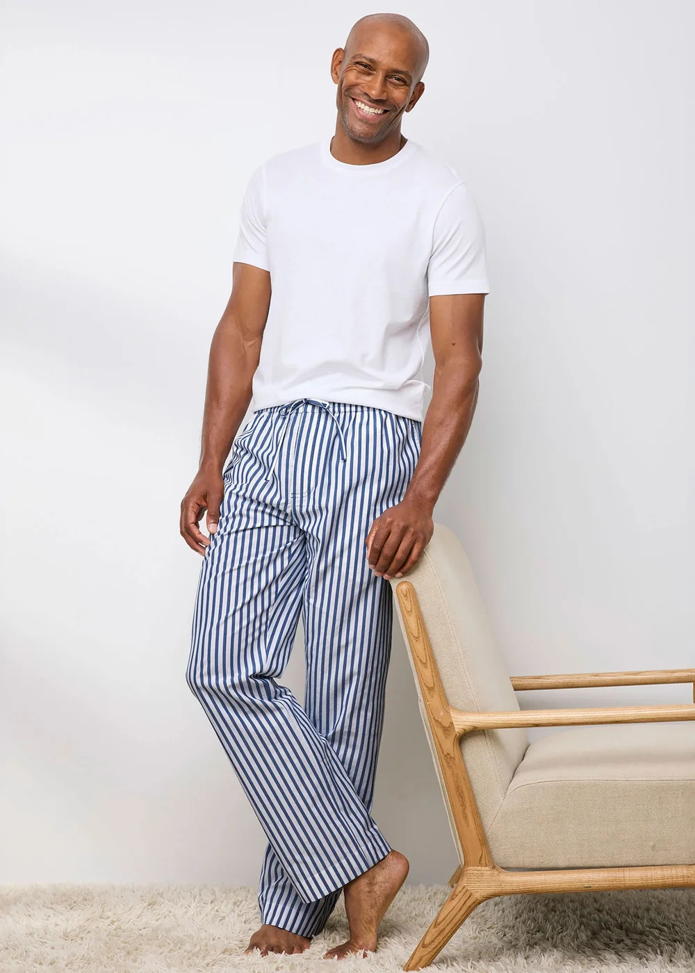 Cotton Traders Cotton Woven Trousers - 2XL/L29 Image 1