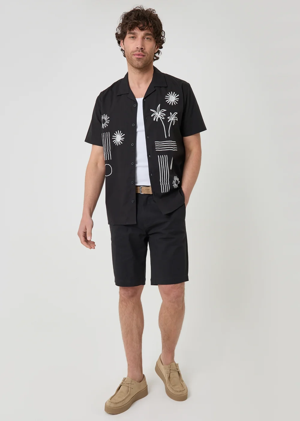 Threadbare Black Beach Embroidered Cotton Short Sleeve Shirt - M Image 3