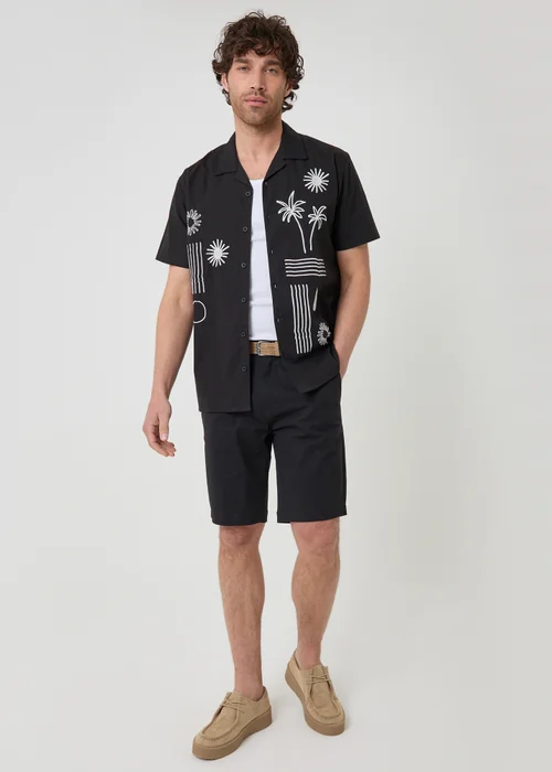 Threadbare Black Beach Embroidered Cotton Short Sleeve Shirt - M Image 3