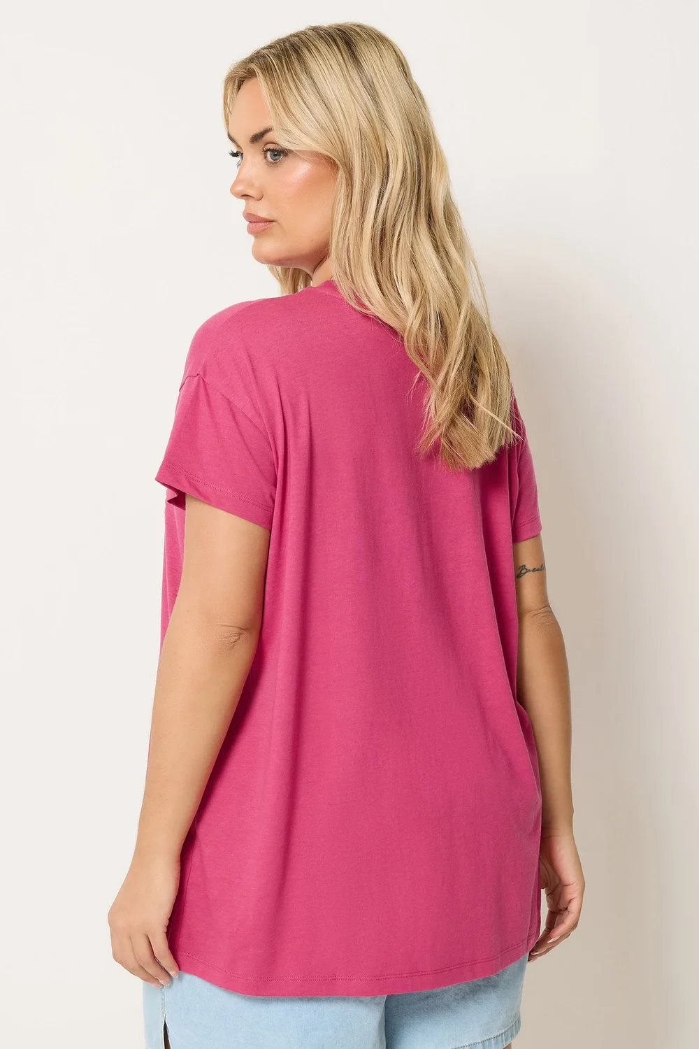 Yours Curve Dark Pink Daisy Heart Print T-Shirt - 20 Image 3