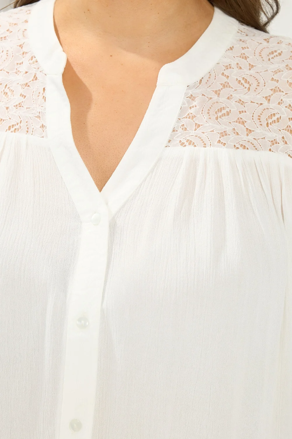 Yours Curve White Lace Detail Blouse - 18 Image 4