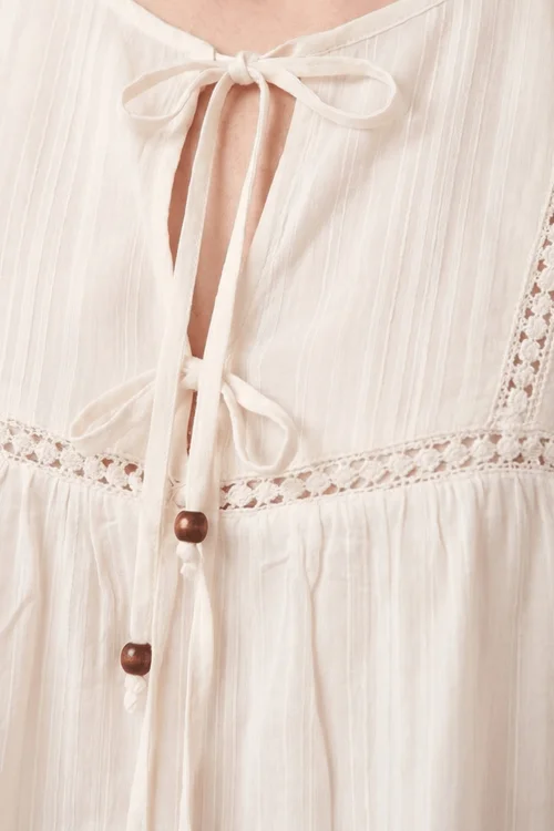 Style Cheat Tiered White Tie Textured Blouse - 10 Image 4