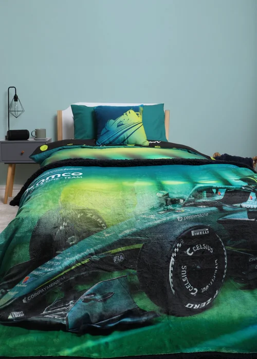 Aston Martin F1 Green Sherpa Backed Fleece Blanket - 120 X 150 Image 1