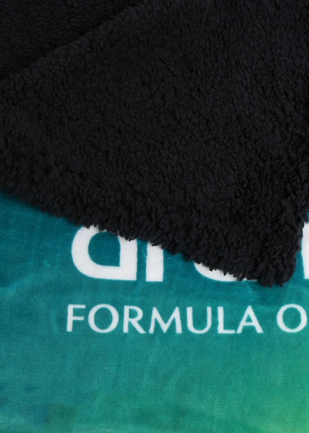 Aston Martin F1 Green Sherpa Backed Fleece Blanket - 120 X 150 Image 3