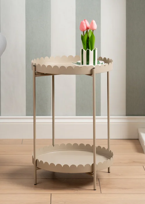 Scottish Everlastings Greige Round Scallop Table - One Size Image 1