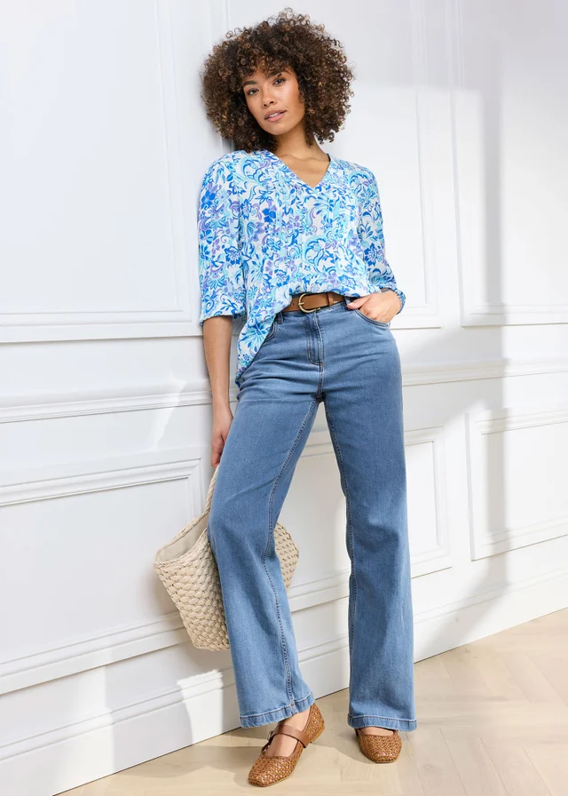 Cotton Traders French Blue 3/4 Sleeve V-Neck Printed Crinkle Top