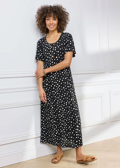 Cotton Traders Anthracite Printed Crinkle Maxi Dress - 24 Image 2
