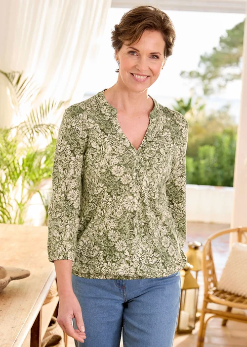 Cotton Traders Soft Khaki Cotton Bubble Hem 3/4 Sleeve Printed Top - 18 Image 2