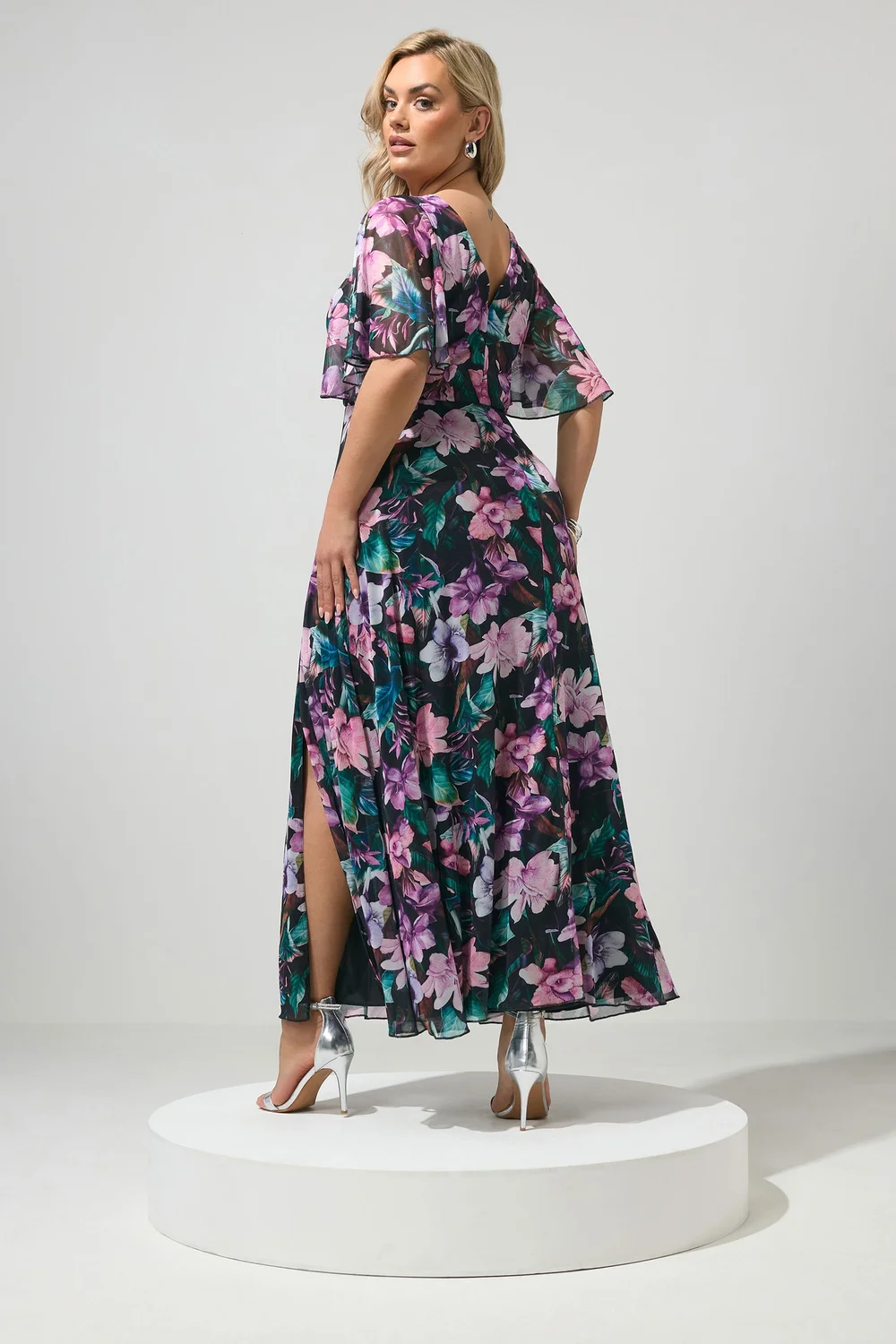 Yours London Curve Black Tropical Mesh Maxi Dress - 20 Image 4