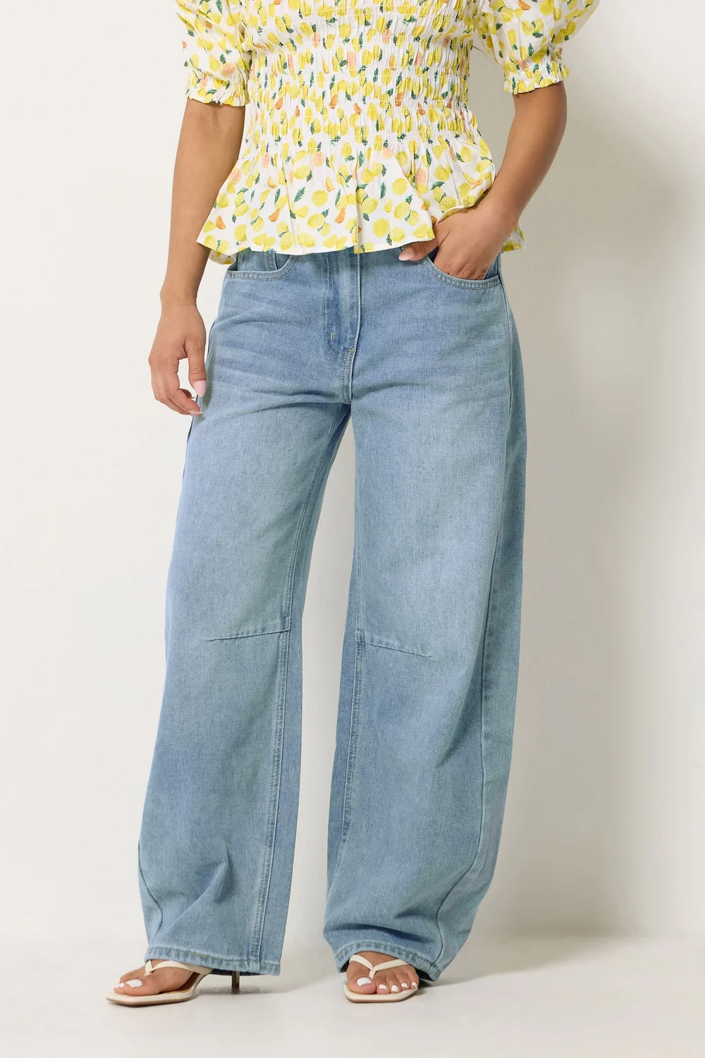 PixieGirl Petite Light Blue Balloon Jeans - 14/L27 Image 4
