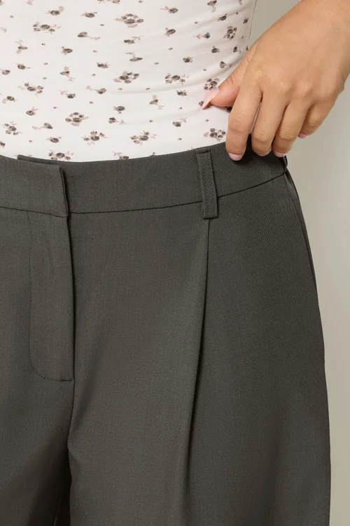 PixieGirl Petite Dark Grey Barrel Leg Trousers - 6/L27 Image 4