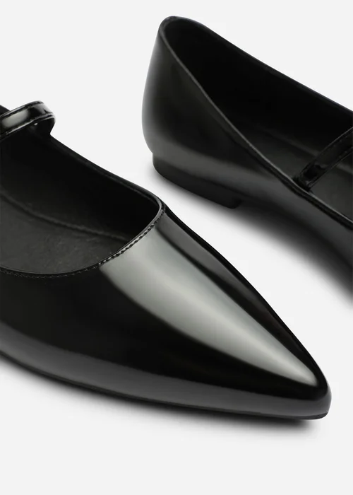 Where's That From Novalee Black Wide Fit Pointed Toe Mary Jane Front Strap Ballet Flats - 7 Wide Image 5