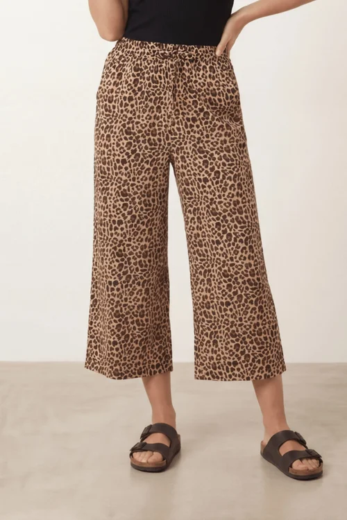 Style Cheat Leopard Print High Rise Wide Leg Trousers - 10 Image 4