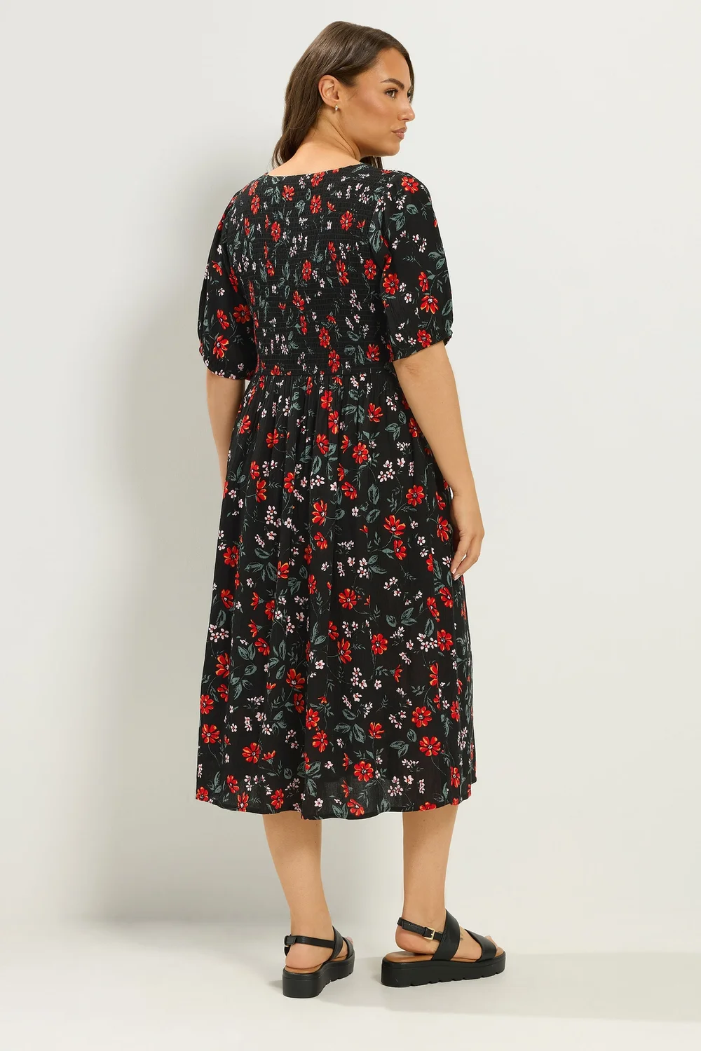 Yours Curve Black Floral Puff Sleeve Shirred Dress - 22-24 Image 3