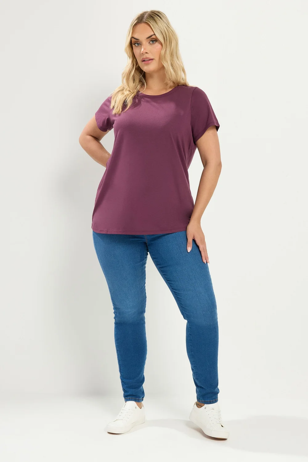 Yours 3 Pack Curve Green & Purple Core T-Shirts - 14 Image 3