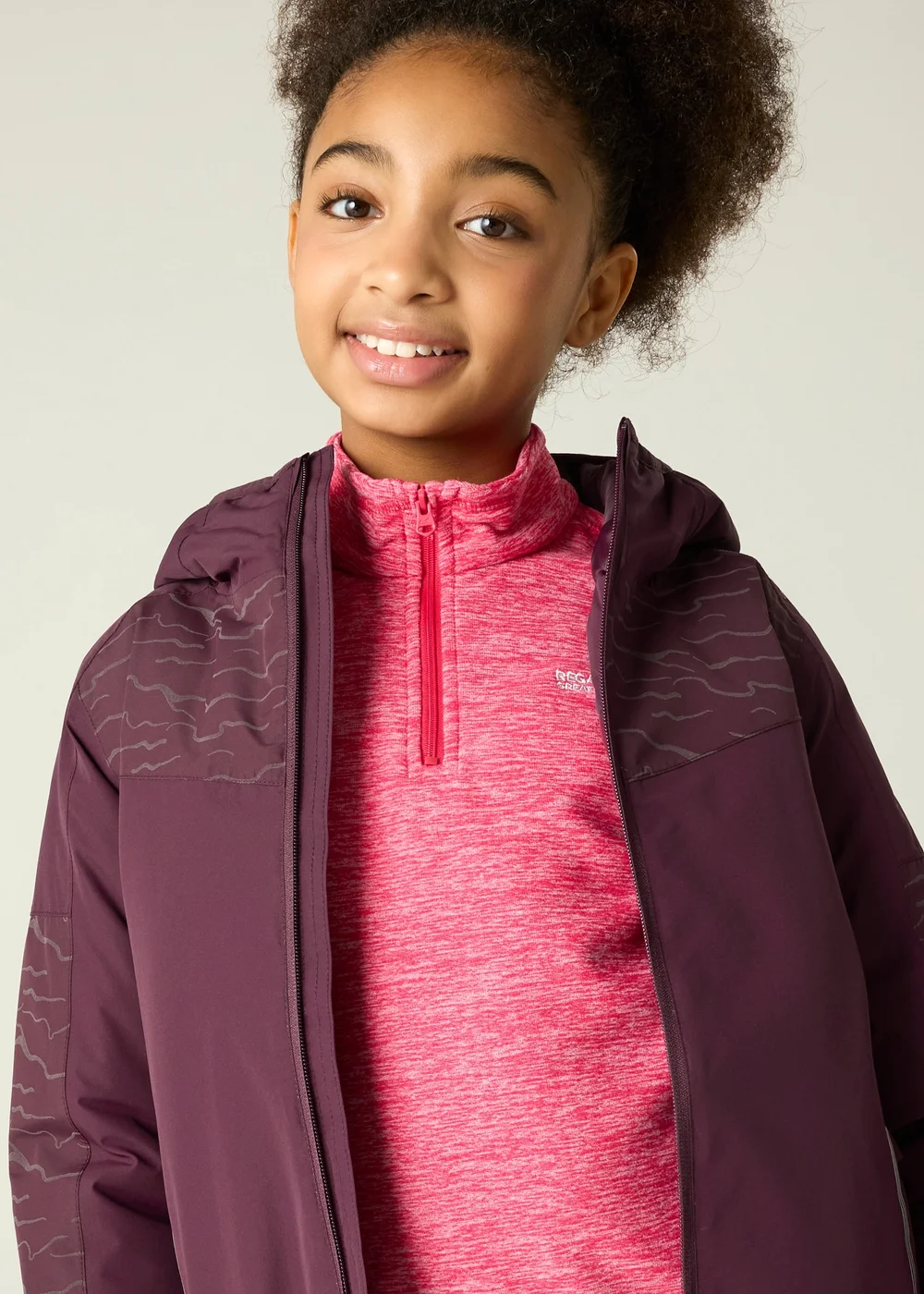 Regatta Aubergine Illuma Reflective Isotex Waterproof Jacket (3-13 years) - 13 Yrs Image 6