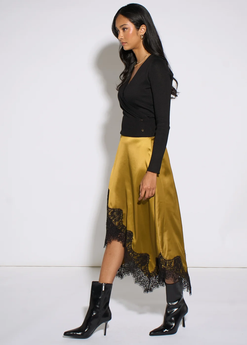 Gini London Khaki Satin Asymmetric Hem Contrast Lace Skirt - 8 Image 5