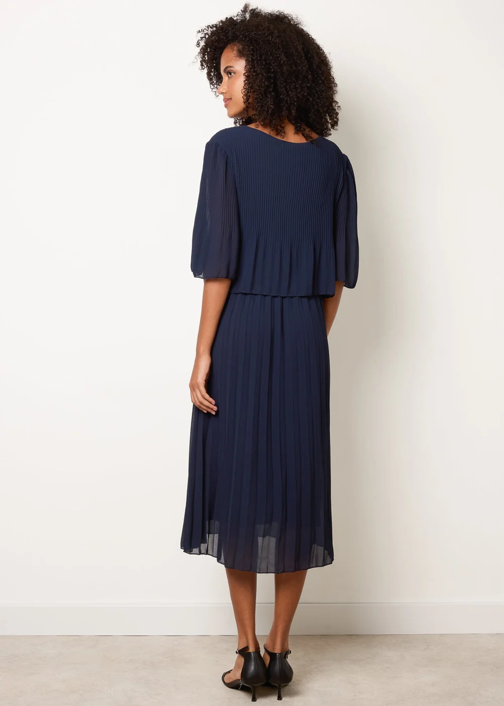 Blue Vanilla Navy Pleated Short Sleeve Dress With Necklace - S/M Image 4
